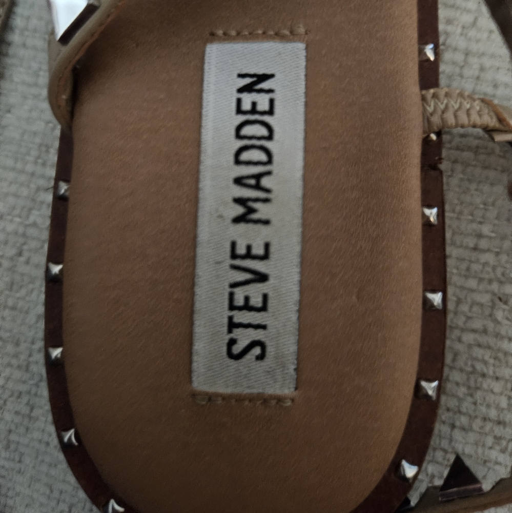 Steve Madden studded scrappy sandals - size 9 - Picture 4 of 5